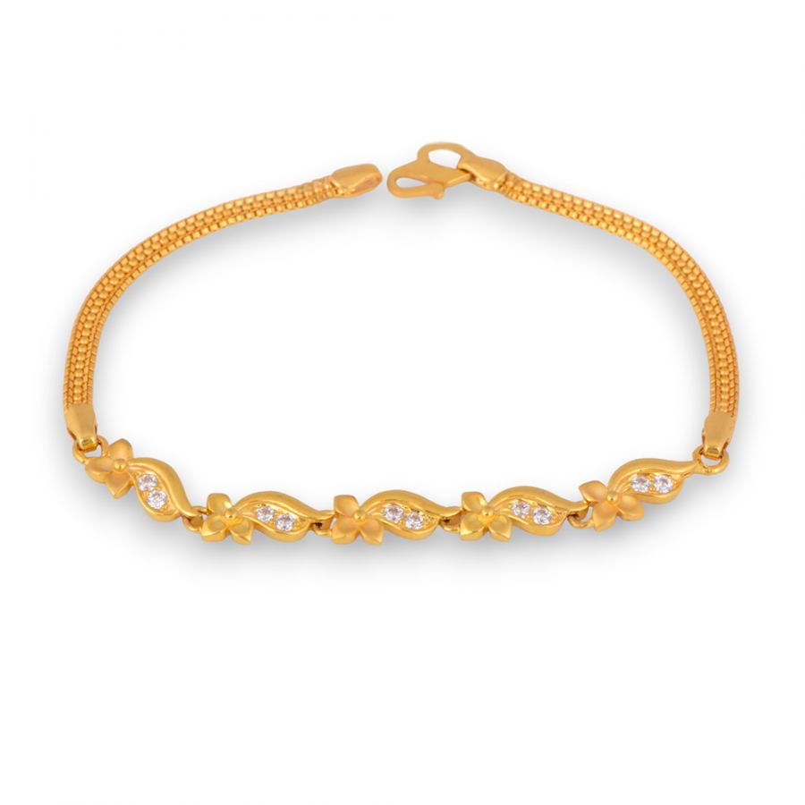 22ct Gold Ladies Bracelet 5gm - £455.00.00 (SKU:33019)